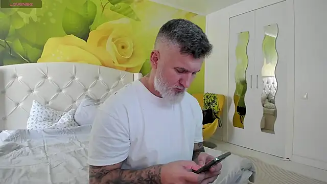 BlowMyXXL Show Webcam