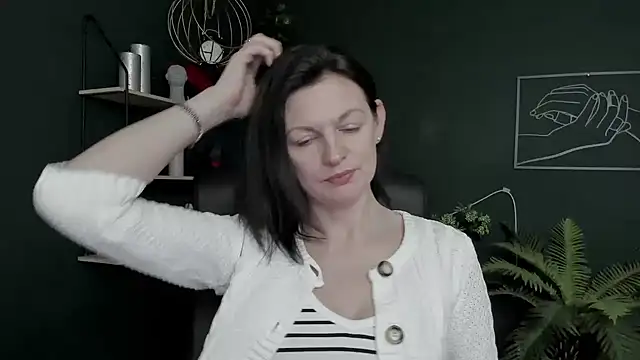 Chat +18 de VivianWILD ao vivo