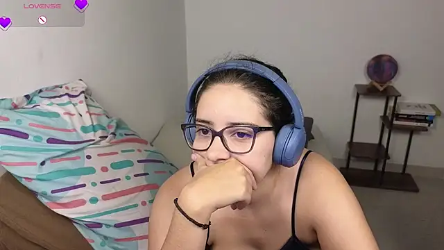 Chat +18 de blue__moon_ ao vivo