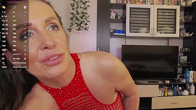 SheilaRyan Adlı Modelin Canlı XXX Sohbeti