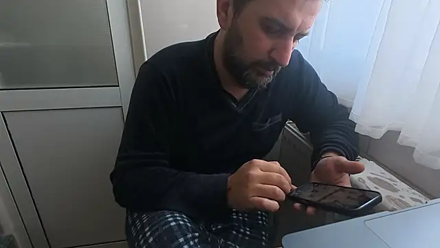 TARKAN1 Chat XXX live