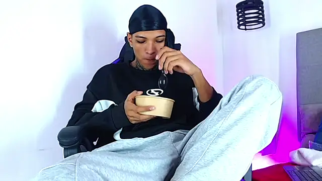 Rick_WadeのライブXXXチャット