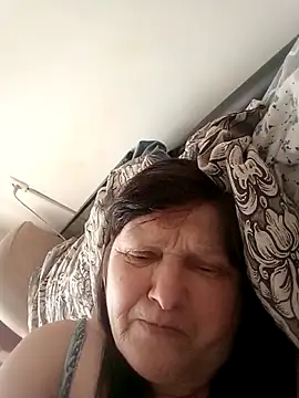 Apeesynka55211 live XXX chat