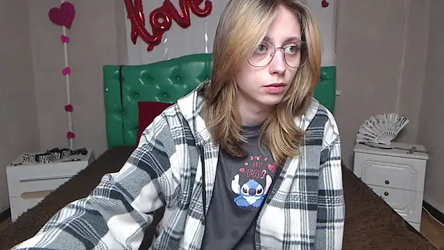 TracyLll Chat XXX live