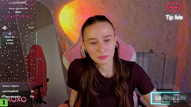 Chatroom XXX en direct de _Kiki_angel_