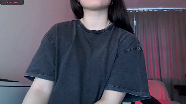 دردشة Lili_asian الجنسية المباشرة