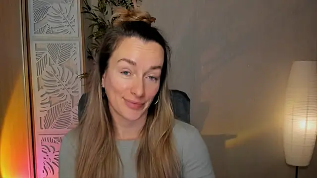 RebeccaMartinez Live XXX-Chat