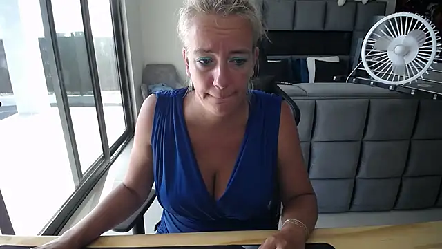 Wendysexyx 现场XXX聊天