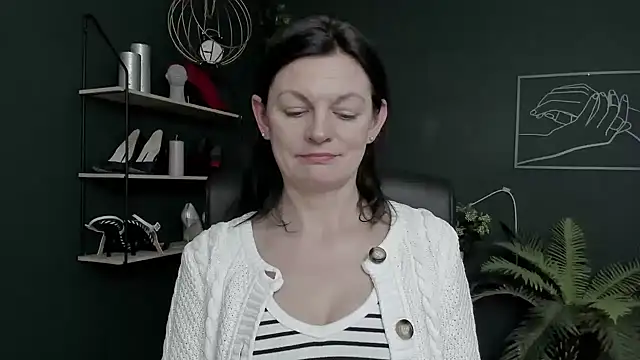 VivianWILD Live XXX-chat