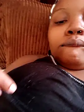 queennapal: онлайн-секс-чат