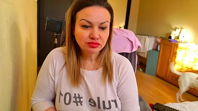 MishaMILF 라이브 XXX 채팅