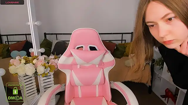 Elma_Lily – Naživo XXX chat