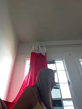 MILEIDE980's Live XXX Chat