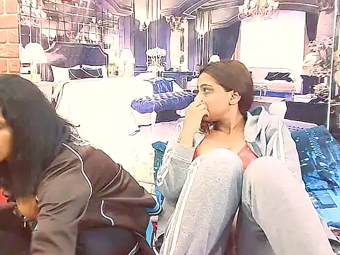 Chat +18 de IndianSexyAss ao vivo