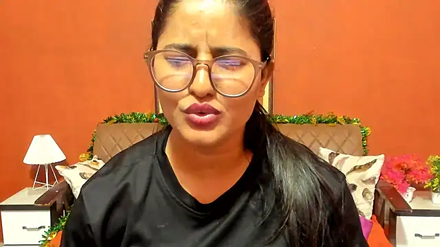 Jasmine_Jaey1's Webcam Show