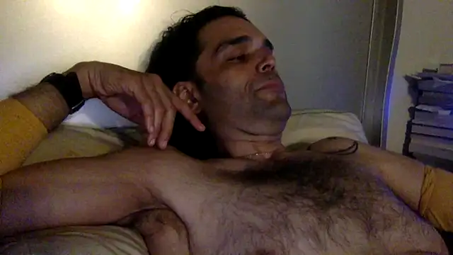 StuntingSpunMarine69 Show in webcam