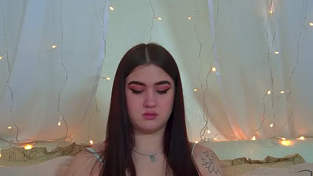 ChristinaMilton: онлайн-секс-чат