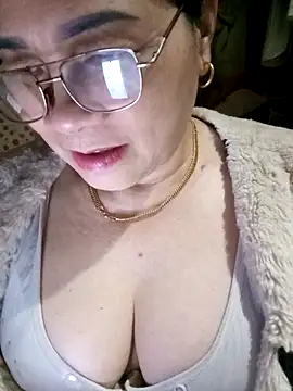 small-house123: онлайн-секс-чат