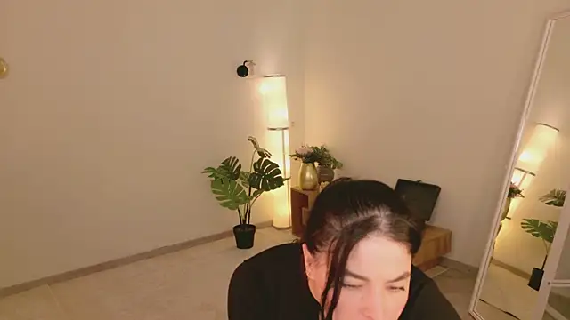 Erika_Moan_ Live XXX-Chat