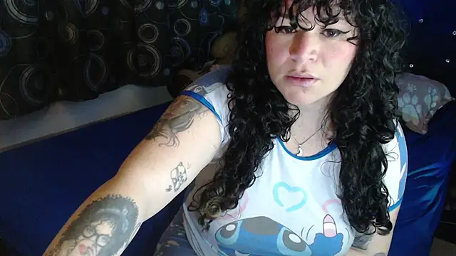 ANGELIQUE_KLANE Adlı Modelin Canlı XXX Sohbeti