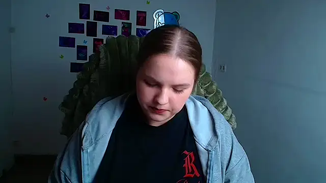 Kitty_Mia_Kitty élő XXX-chatje