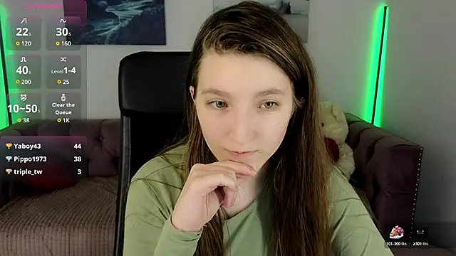 Mia_Myles Adlı Modelin Canlı XXX Sohbeti