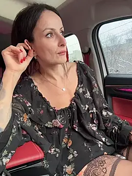 AnnaMaria- Chat XXX live