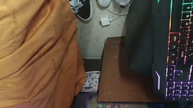 luisahot_9727 现场XXX聊天