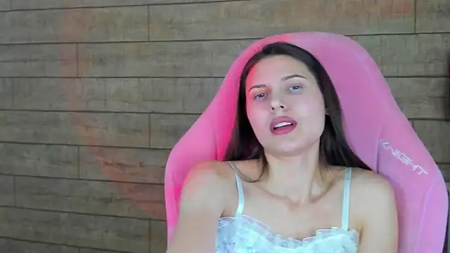 AliceVersal Chat XXX live