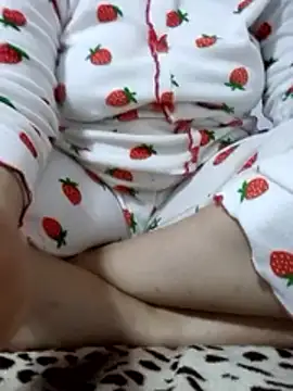 แชท XXX สดของ Bombamom