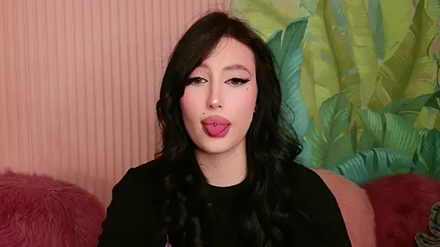 EmmaLawrens' Live XXX Chat