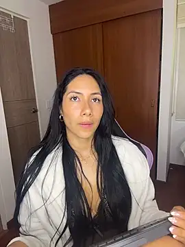 ArianaReynoldss' Live XXX Chat