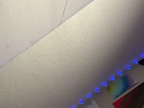 Triggerhappycj100's Live XXX Chat