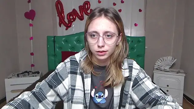 TracyLll Live XXX-Chat