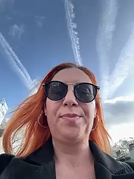 Chatroom XXX en direct de PervyxMilfxx