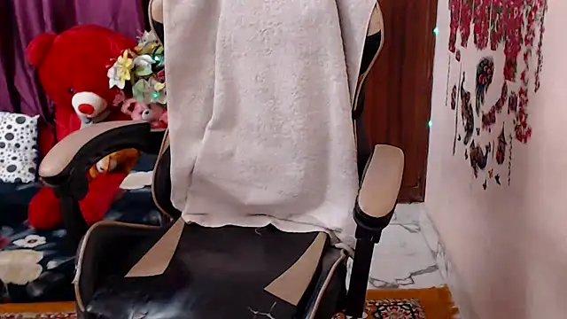 Cute_naira_のウェブカメラショー