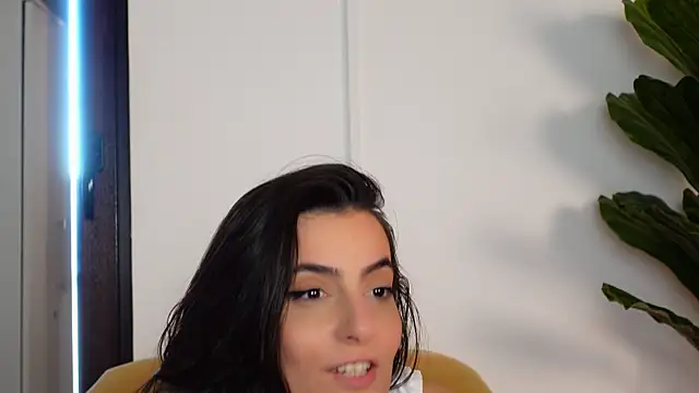 NinaCrystal1 Live XXX-Chat