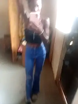 Živý XXX chat Petite_Ula