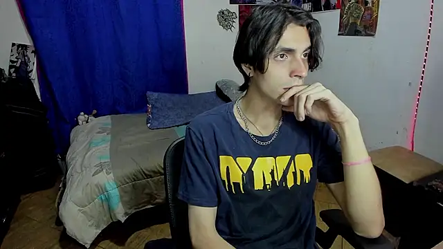 golden_ryyan's Live XXX Chat