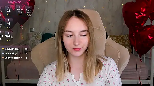 Shy_Polly élő XXX-chatje