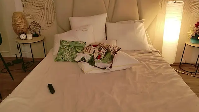 JulieHill Live XXX Chat