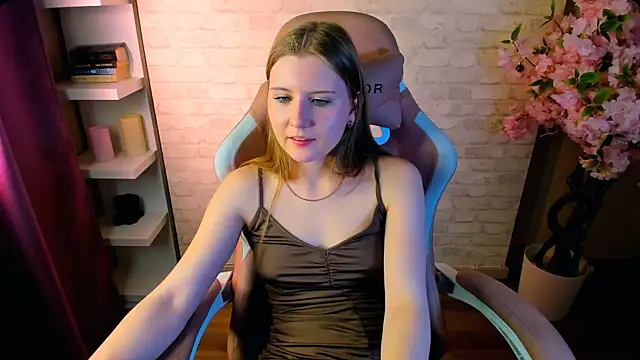 Caroline_Desire_'s Webcam Show