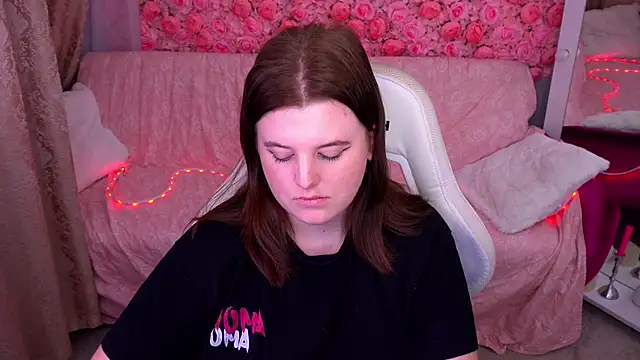 KristiFoxy Chat XXX in diretta