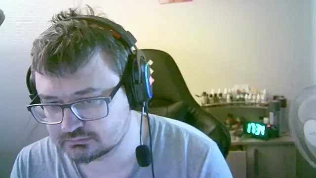 SirAbuser live XXX chat