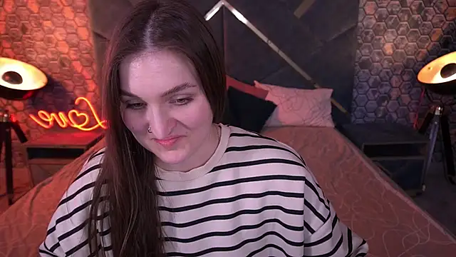 Онлайн чат XXX EmmyCharmm