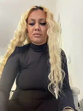 SonyaJoy Live XXX Chat