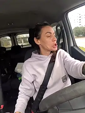 Eimikuro11のライブXXXチャット