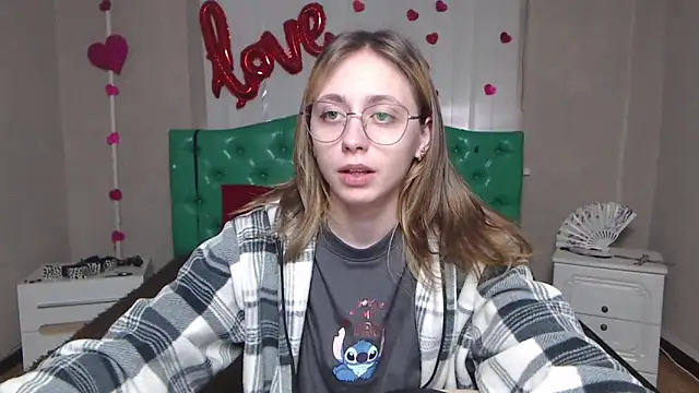 TracyLll: απευθείας συνομιλία ΧΧΧ