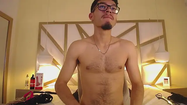 Pokazy przed kamerką – Jaxon_Carter