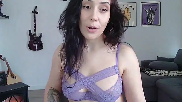 Show de -SquirtSiren- na webcam